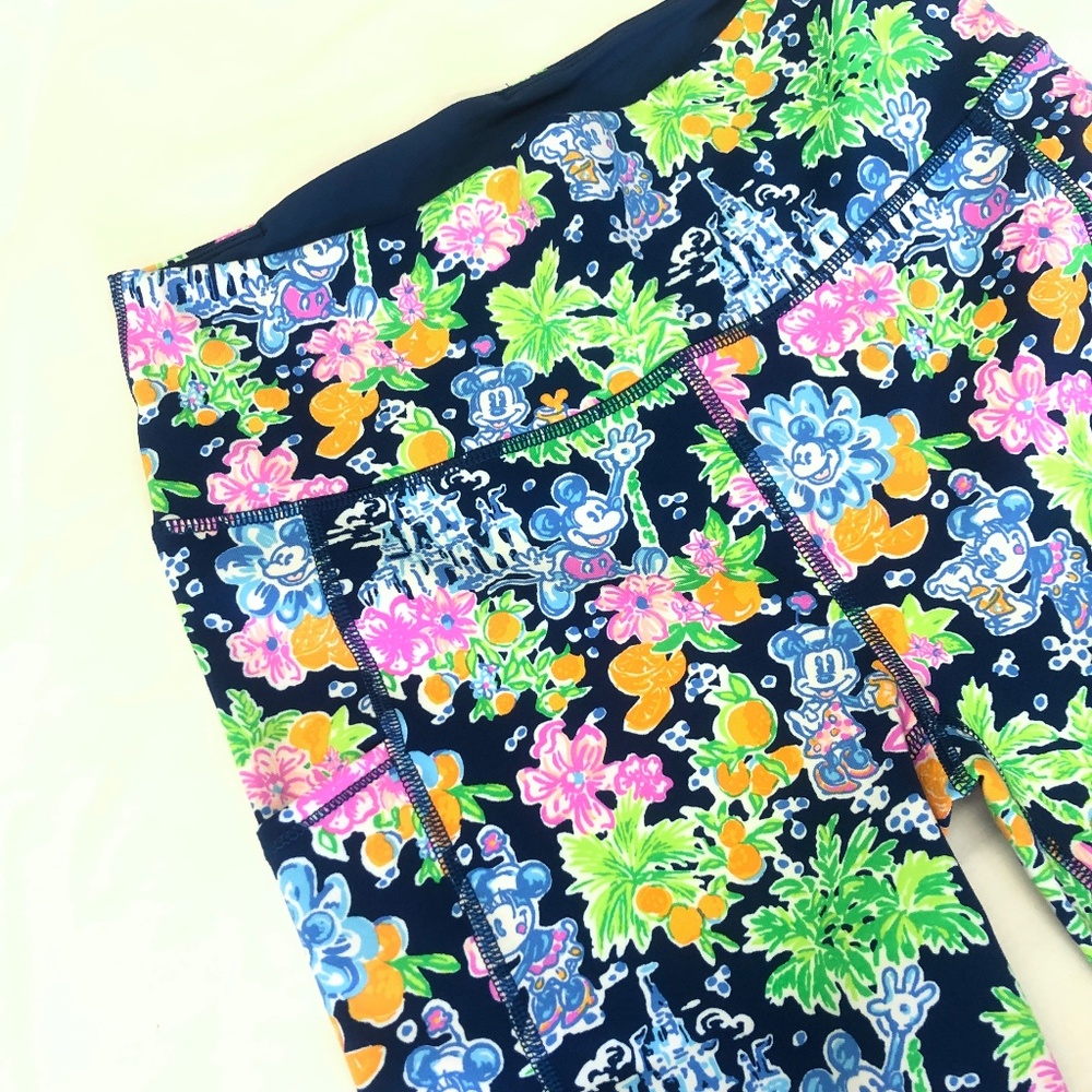 2024 Disney Parks Lilly Pulitzer Weekender High Rise Leggings MEDIUM - NEW - Picture 3 of 7